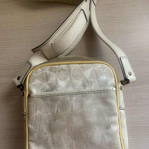 *VINTAGE COACH Bag - White Leather Monogram Purse 🤍 - Picture 6 of 6